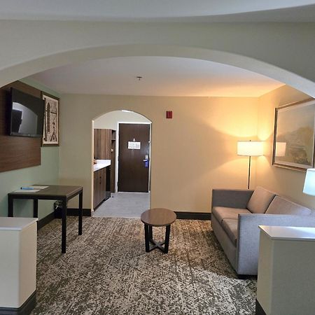 Best Western Casa Villa Suites Харлинген Экстерьер фото