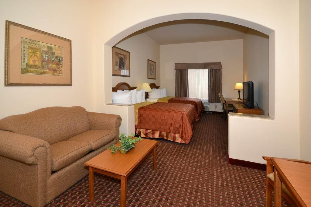 Best Western Casa Villa Suites Харлинген Экстерьер фото