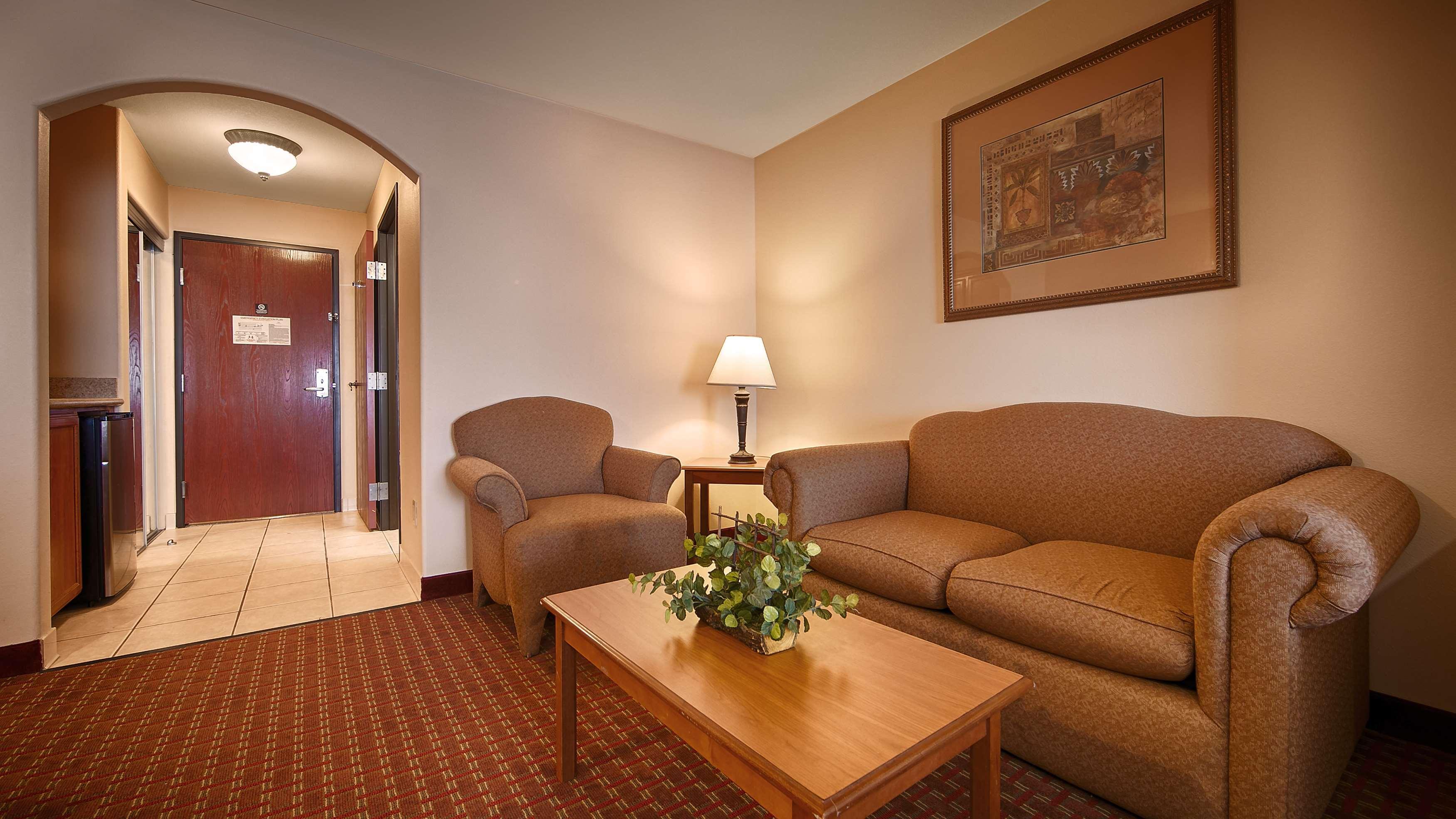 Best Western Casa Villa Suites Харлинген Экстерьер фото