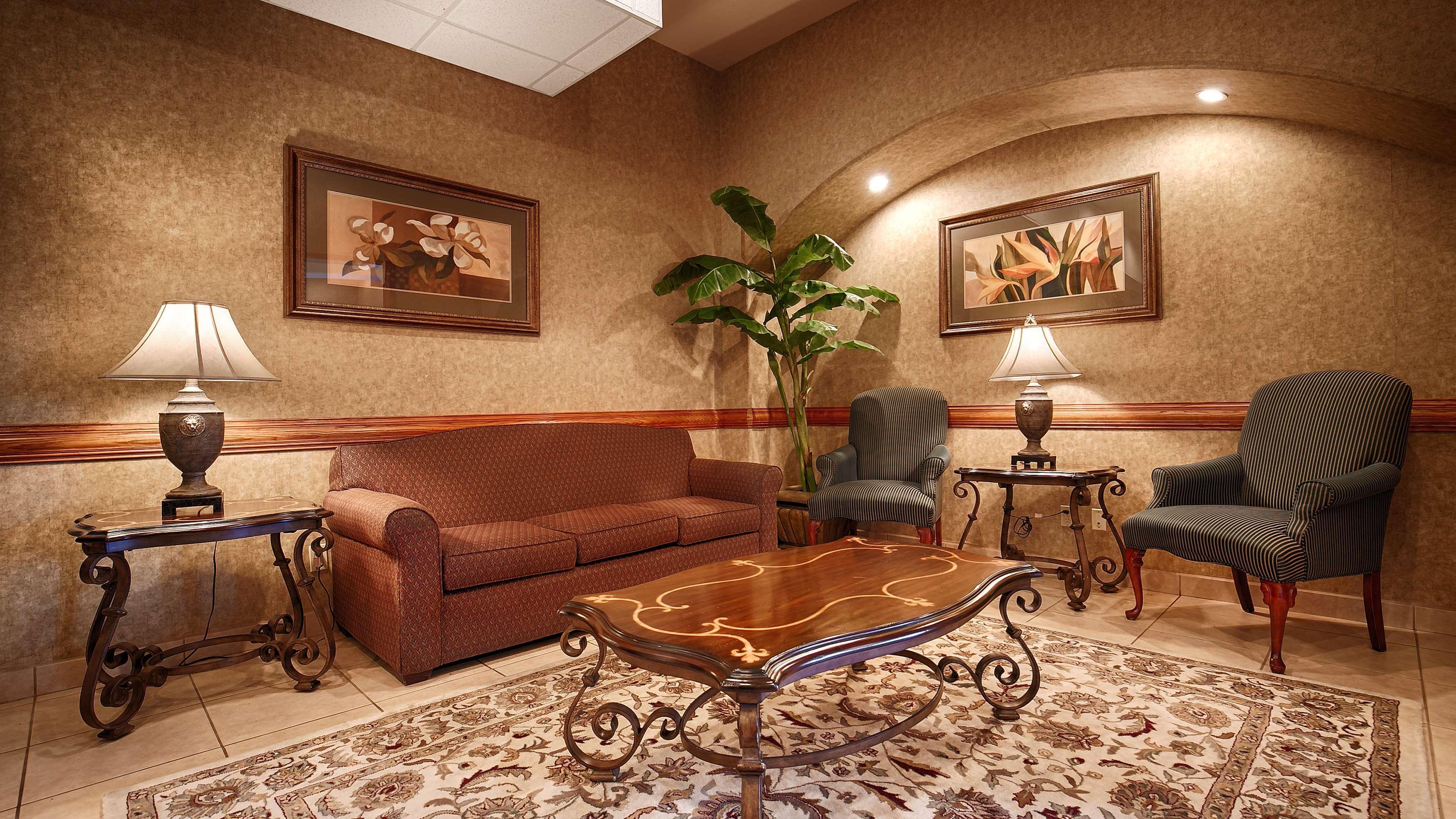 Best Western Casa Villa Suites Харлинген Экстерьер фото