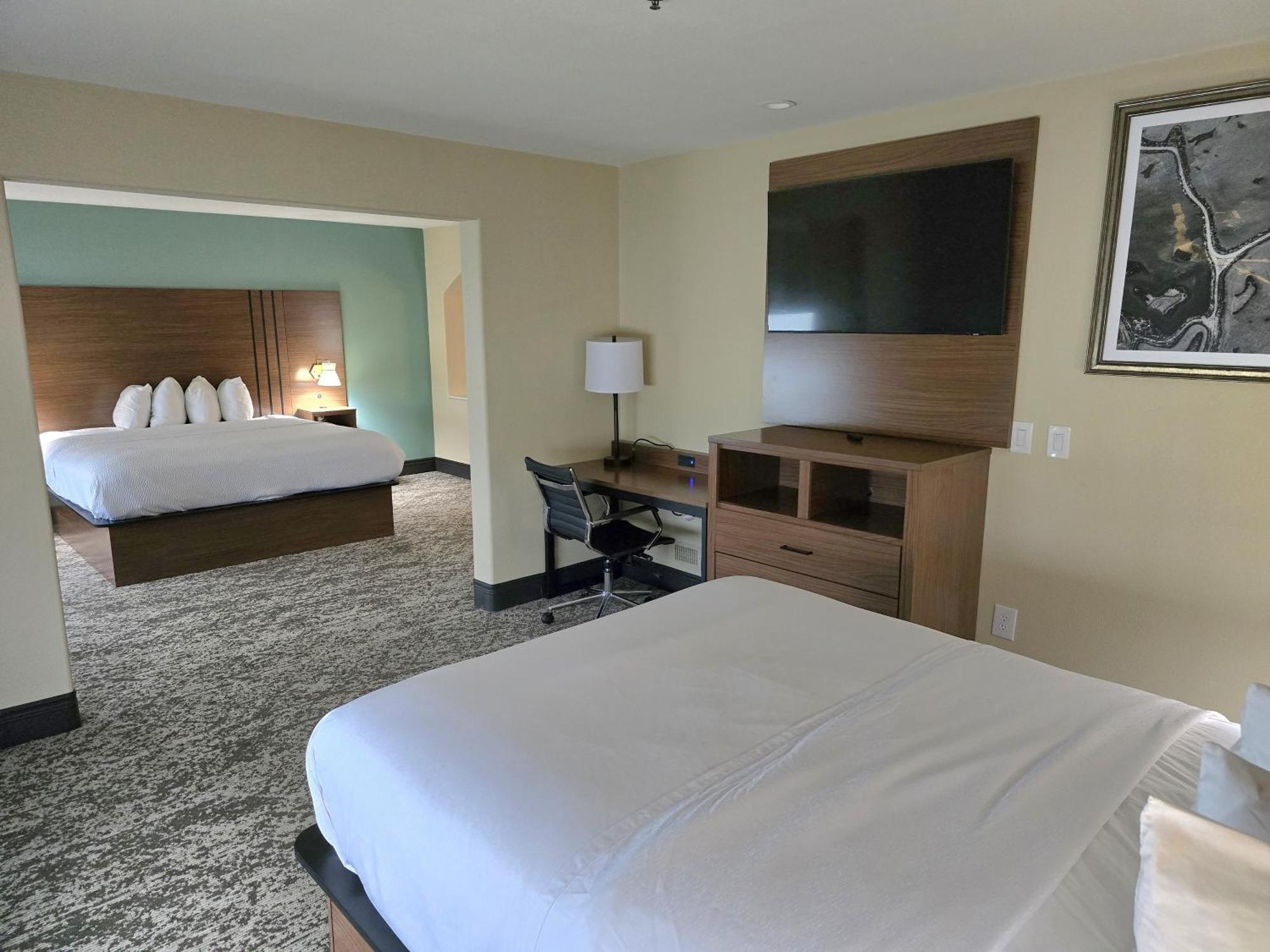 Best Western Casa Villa Suites Харлинген Экстерьер фото