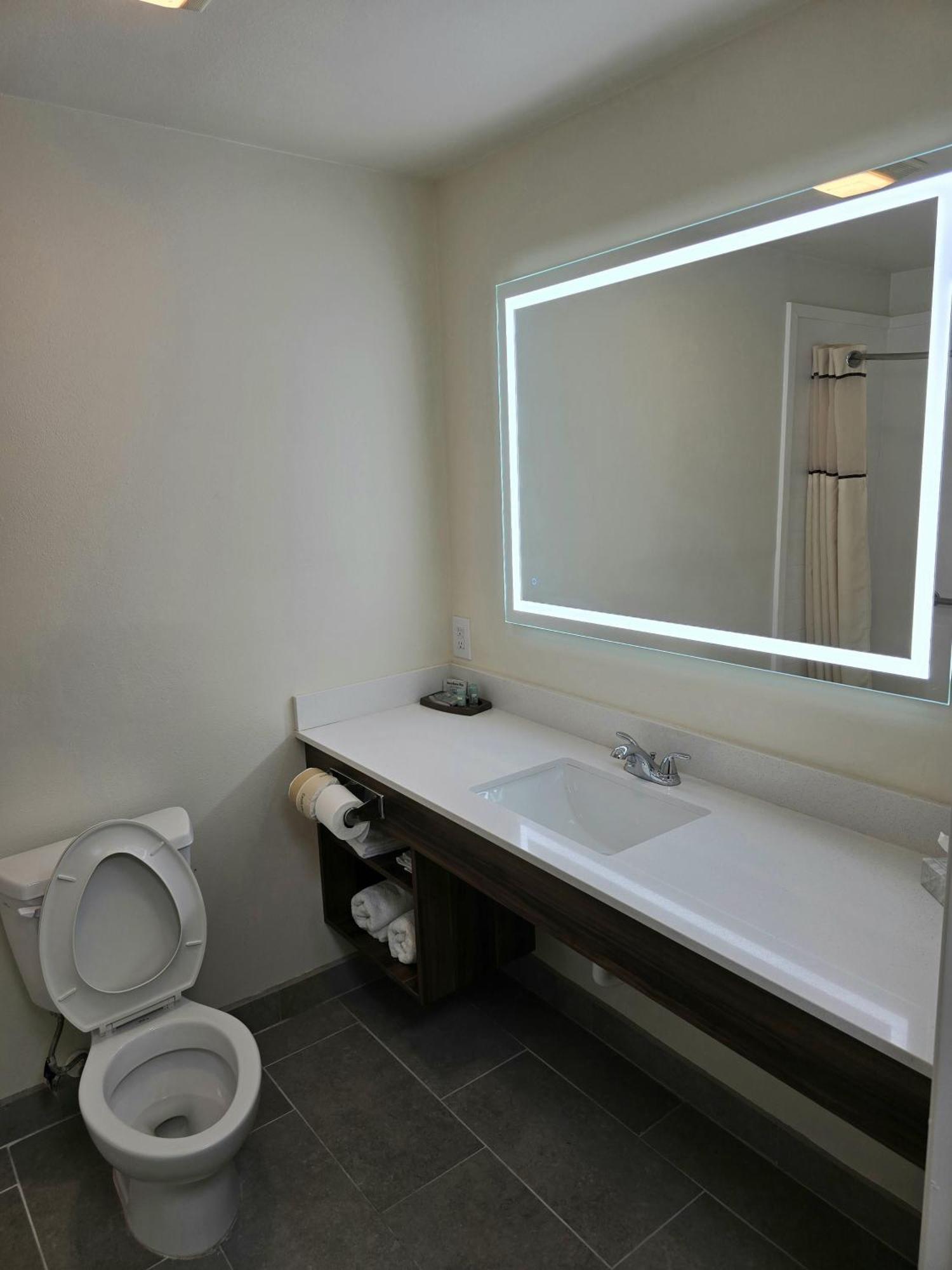 Best Western Casa Villa Suites Харлинген Экстерьер фото